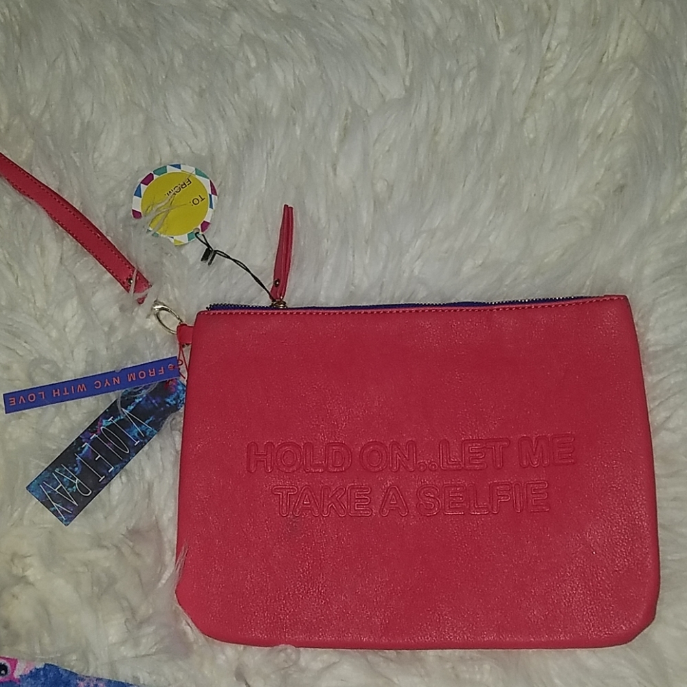 3/$15 Clutch